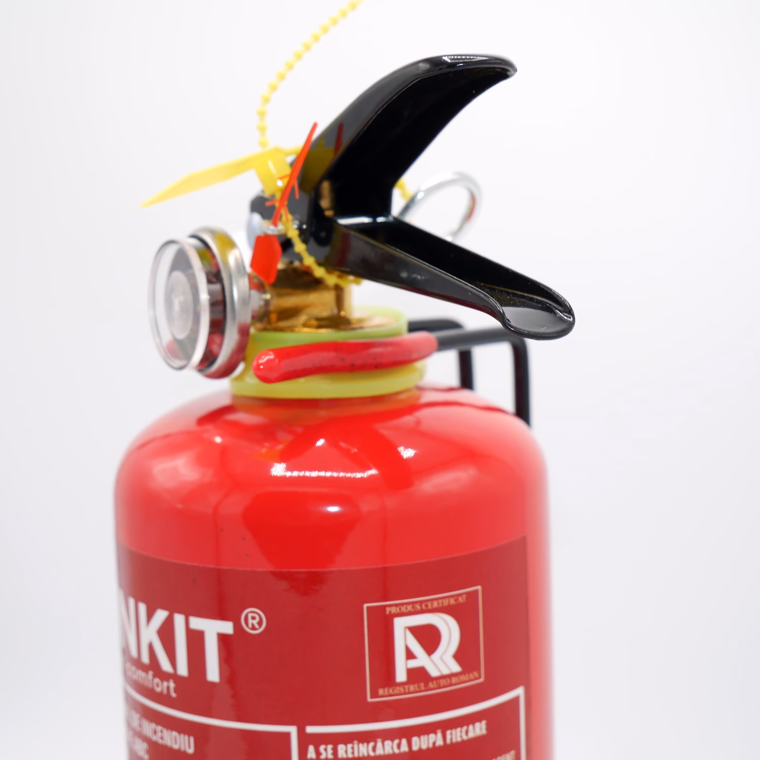 Stingator auto P1 cu manometru, avizat IGSU, certificat RAR, 1kg RUNKIT